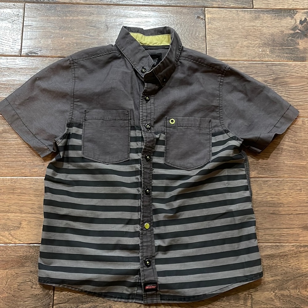 Boy’s button down